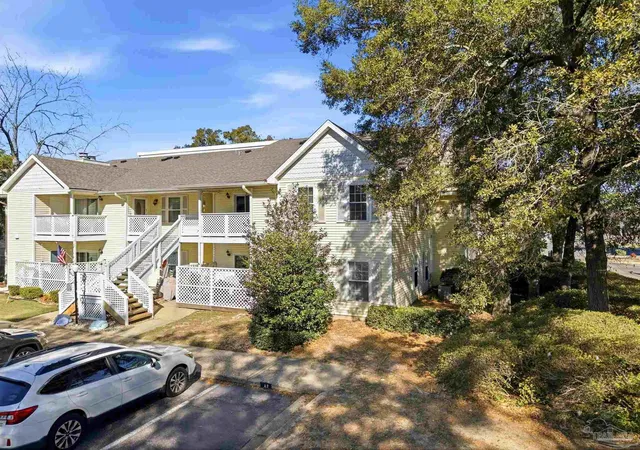 2nd image of 601 E Burgess Rd, Pensacola, FL 32504