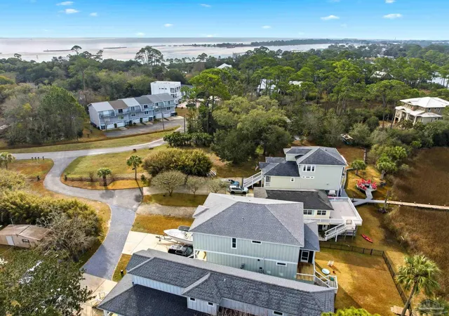 5th image of 405 Creary St, Pensacola, FL 32507 | MLS# 680133