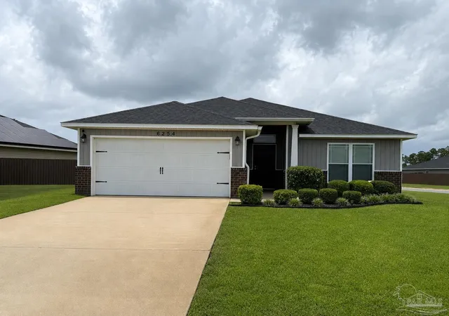 Photo 2 of Single family home for sale at 6254 Redberry Dr, Gulf Breeze, FL 32563 | MLS# 684440 | Listing updated on 2026-08-29