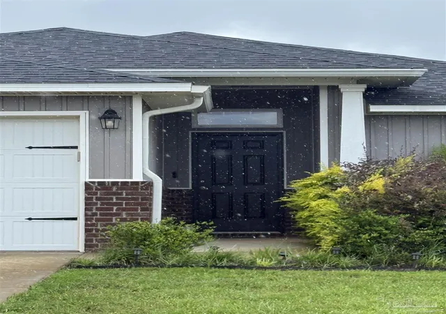 Photo 3 of Single family home for sale at 6254 Redberry Dr, Gulf Breeze, FL 32563 | MLS# 684440 | Listing updated on 2026-08-29