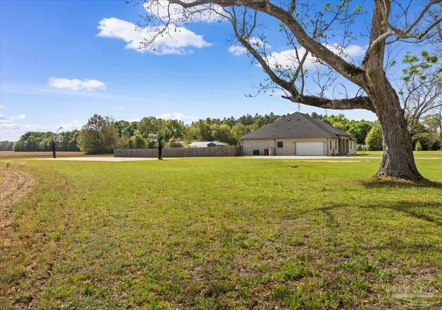 Photo 4 of Single family home for sale at 9258 Roy Cook Rd, Milton, FL 32571 | MLS# 680369 | Listing updated on 2026-08-28