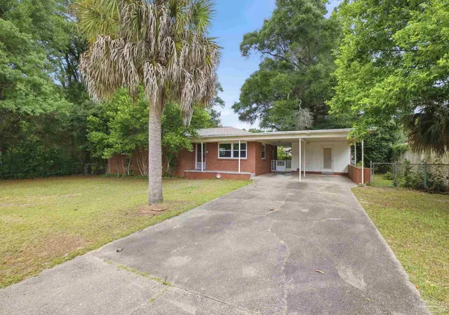 Single family home for sale at 310 N 58th Avenue, Pensacola, FL 32506 | MLS# 683285 | Listing updated on 2026-10-01