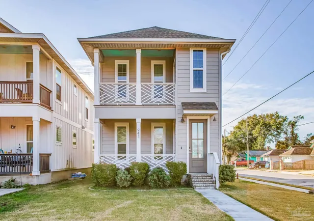 1st image of 941 W Wright St, Pensacola, FL 32501 | MLS# 676961