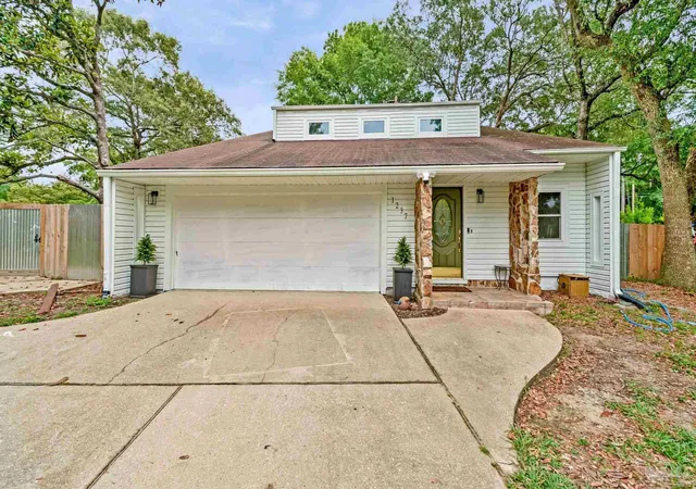 Photo 1 of Single family home for sale at 1237 Chisholm Trl, Pensacola, FL 32514 | MLS# 681858 | Listing updated on 2026-08-28
