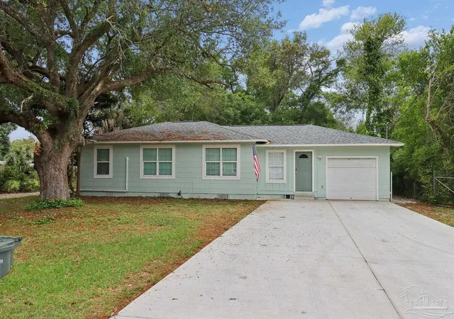 2nd image of 104 Reed Rd, Pensacola, FL 32507 | MLS# 681807