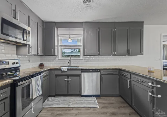 5th image of 6130 Jasmine Rd, Pensacola, FL 32504 | MLS# 679173