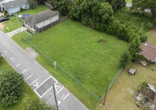 Photo 3 of Land for sale at 2540 N Z St, Pensacola, FL 32505 | MLS# 688129 | Listing updated on 2026-08-31