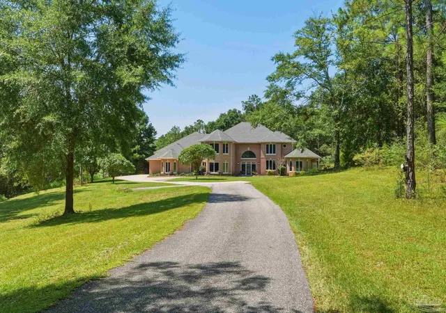 Photo 3 of Single family home for sale at 3540 Buckhorn Rd, Crestview, FL 32539 | MLS# 688130 | Listing updated on 2026-08-27