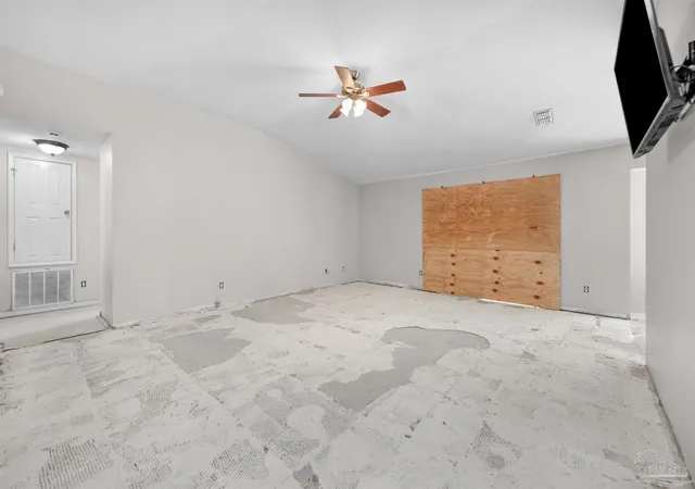 Photo 5 of Single family home for sale at 226 Trish Dr, Crestview, FL 32536 | MLS# 688006 | Listing updated on 2026-08-25