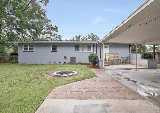 Photo 1 of Single family home for sale at 724 Woodmere Dr, Pensacola, FL 32503 | MLS# 684613 | Listing updated on 2026-09-25