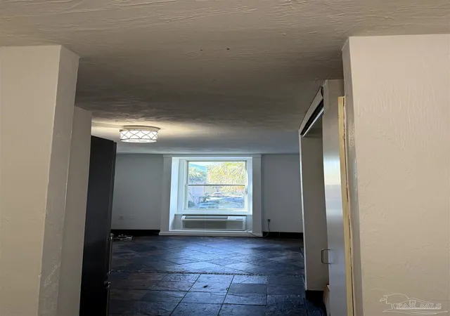 5th image of 224 E Garden St #308, Pensacola, FL 32502 | MLS# 682170