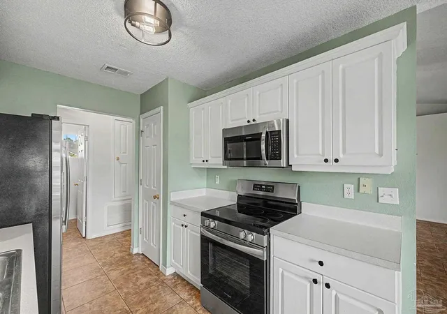 Photo 1 of Single family home for sale at 535 Capstan Ct, Pensacola, FL 32507 | MLS# 685255 | Listing updated on 2026-09-13