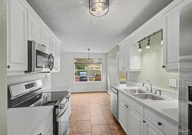 Photo 2 of Single family home for sale at 535 Capstan Ct, Pensacola, FL 32507 | MLS# 685255 | Listing updated on 2026-09-13