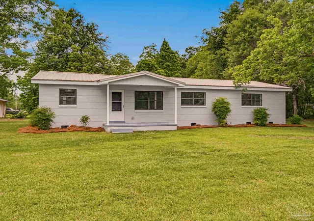 Photo 1 of Sale Pending at 125 Madrid Rd, Cantonment, FL 32533 | MLS# 682586 | Listing updated on 2026-08-17