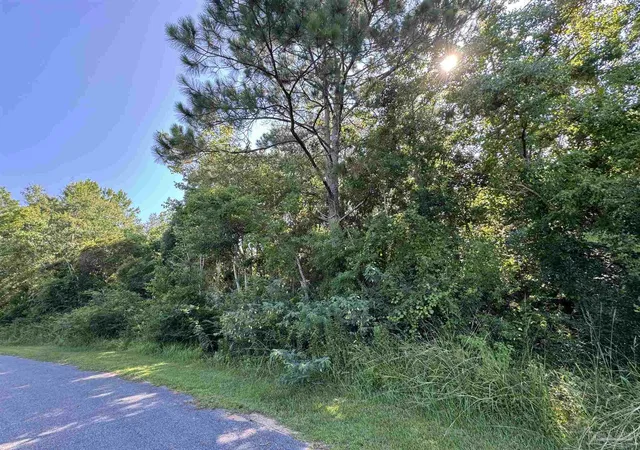 Photo 3 of Land for sale at 10 E Casa Grande Ln, Milton, FL 32583 | MLS# 648182 | Listing updated on 2026-05-25