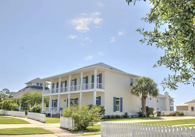 Photo 3 of Single family home for sale at 4043 Moonraker Dr, Pensacola, FL 32507 | MLS# 683105 | Listing updated on 2026-09-29