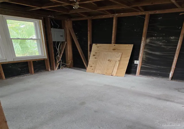 3rd image of 619 1/2 N X St, Pensacola, FL 32505 | MLS# 681885