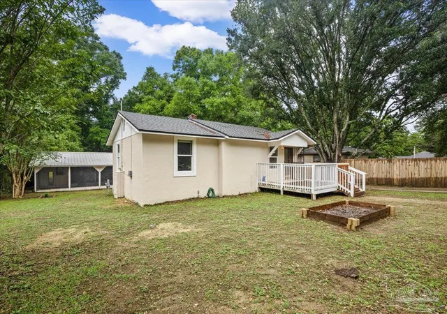 Homes for sale in Crestview, FL | 671 Georgia St, Crestview, FL 32536 | MLS# 683437