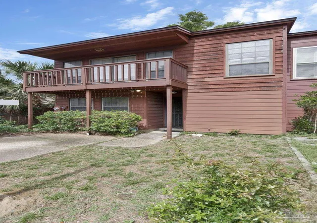 Photo 1 of Townhouse for sale at 2305 Sugartree Ave, Pensacola, FL 32503 | MLS# 684610 | Listing updated on 2026-09-11