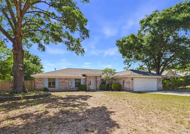 Photo 2 of Single family home for sale at 6073 Strickland Pl, Pensacola, FL 32506 | MLS# 683035 | Listing updated on 2026-09-14