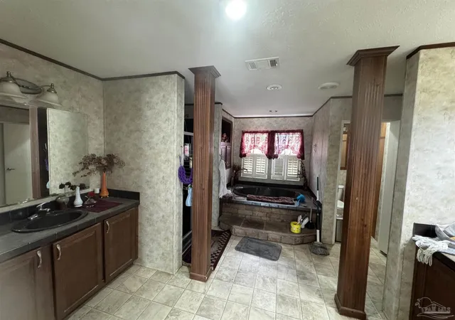 4th image of 4508 Farm Life Rd, Milton, FL 32583 | MLS# 682480