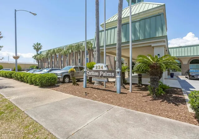Homes for sale in Pensacola, FL | 224 E Garden St #329, Pensacola, FL 32502 | MLS# 681797