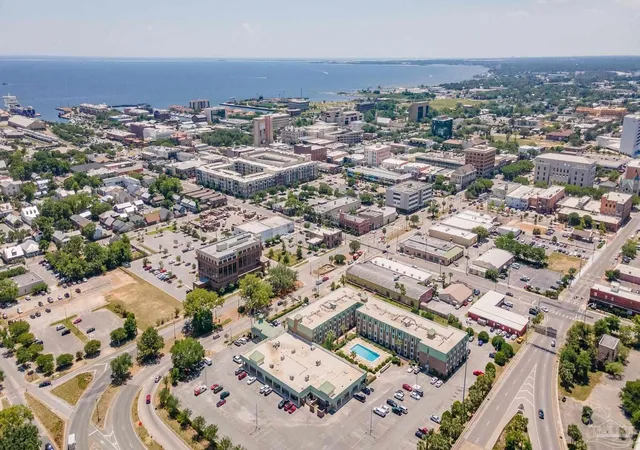 Homes for sale in Pensacola, FL | 224 E Garden St #329, Pensacola, FL 32502 | MLS# 681797