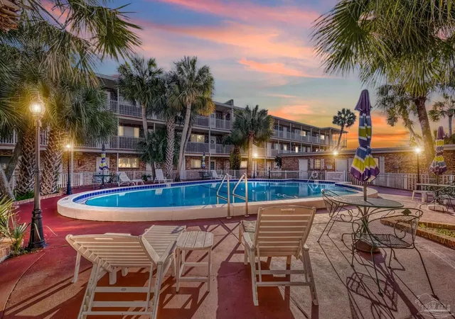 3rd image of 600 Scenic Hwy, Pensacola, FL 32503