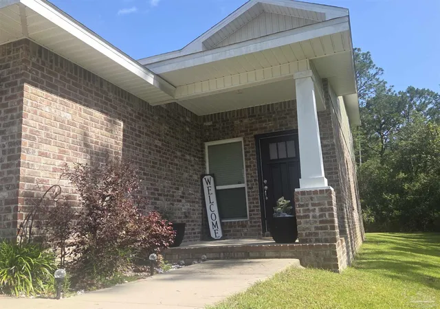 3rd image of 6655 Boatswaine Rd, Pensacola, FL 32526 | MLS# 685246