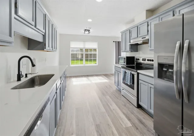 Photo 3 of Single family home for sale at 577 Batten Blvd, Pensacola, FL 32507 | MLS# 684619 | Listing updated on 2026-09-16