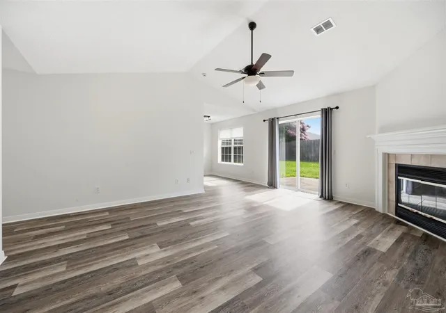 Photo 3 of Single family home for sale at 577 Batten Blvd, Pensacola, FL 32507 | MLS# 684619 | Listing updated on 2026-09-16