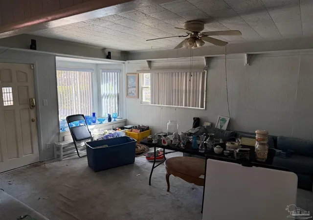 Homes for sale in Fort Walton Beach, FL | 304 Nw Oakland Cir, Fort Walton Beach, FL 32548 | MLS# 681642