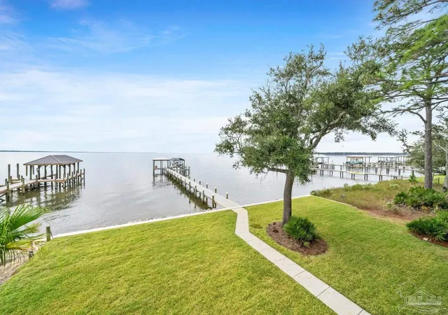 Homes for sale in Freeport, FL | 36 Creek Harbour Blvd, Freeport, FL 32439 | MLS# 685311