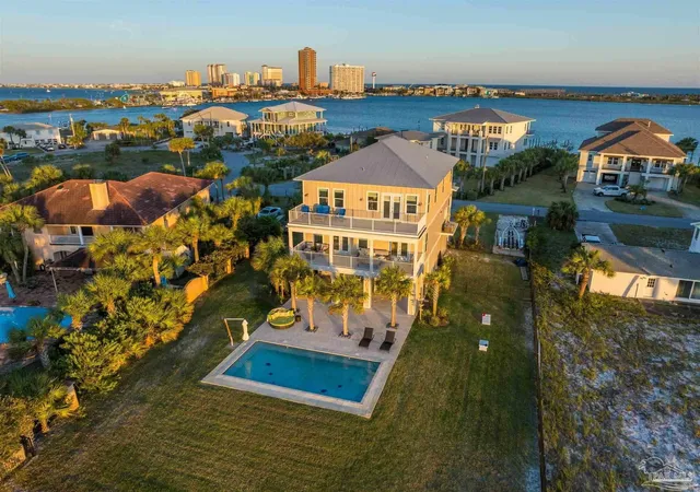 Photo 2 of Single family home for sale at 247 Sabine Dr, Gulf Breeze, FL 32561 | MLS# 676322 | Listing updated on 2026-01-25