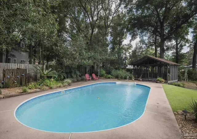 Photo 1 of Single family home for sale at 9719 Hollowbrook Dr, Pensacola, FL 32514 | MLS# 684571 | Listing updated on 2026-09-10