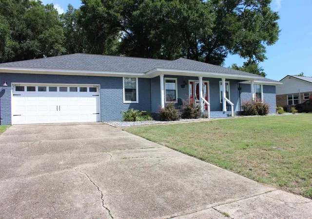 Photo 2 of Single family home for sale at 9719 Hollowbrook Dr, Pensacola, FL 32514 | MLS# 684571 | Listing updated on 2026-09-10