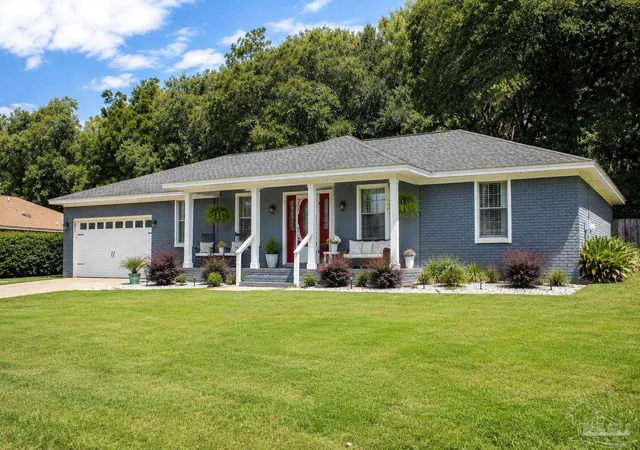 Photo 4 of Single family home for sale at 9719 Hollowbrook Dr, Pensacola, FL 32514 | MLS# 684571 | Listing updated on 2026-09-10