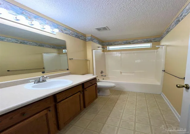 Photo 4 of Sale Pending at 9018 Camelot Pl, Pensacola, FL 32534 | MLS# 678027 | Listing updated on 2026-09-12