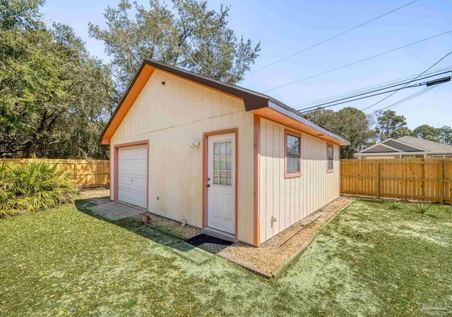Photo 2 of Single family home for sale at 2176 Calle De Cantabria, Navarre, FL 32566 | MLS# 679669 | Listing updated on 2026-09-21