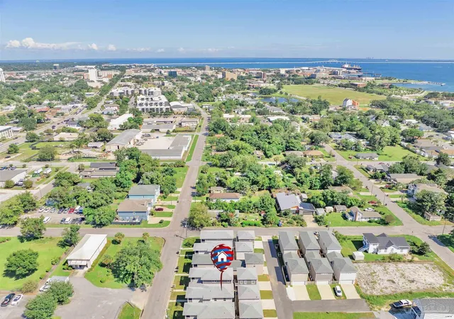 3rd image of 1141 W Romana St, Pensacola, FL 32502 | MLS# 677865