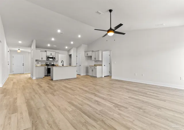 4th image of 1891 Summer Pecan Dr #65-B, Cantonment, FL 32533 | MLS# 685714