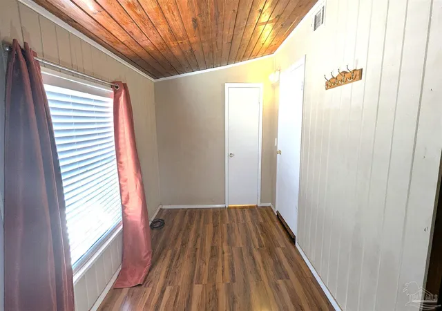 5th image of 10 Kennington Dr, Pensacola, FL 32507 | MLS# 685129