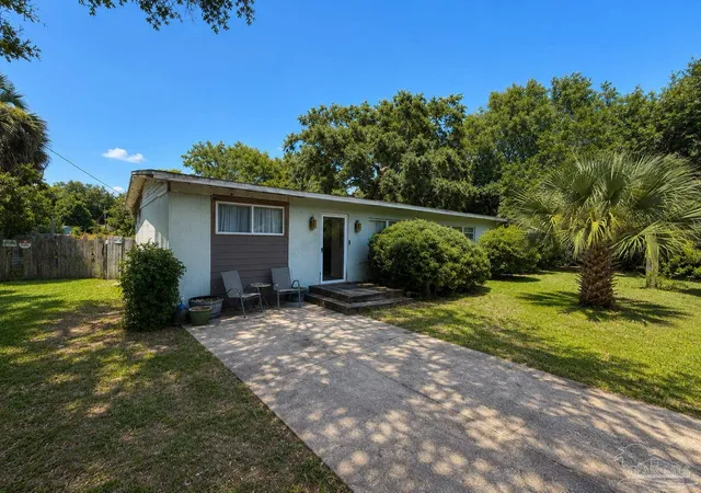 1st image of 108 Tonawanda Dr, Pensacola, FL 32506 | MLS# 685606