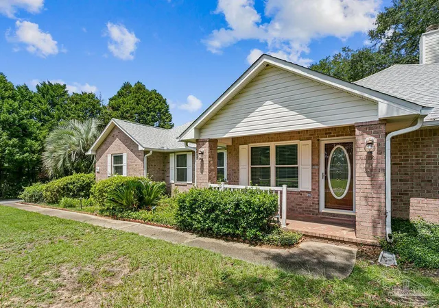 Photo 3 of Single family home for sale at 5365 Morgan Ridge Dr, Milton, FL 32570 | MLS# 688255 | Listing updated on 2026-08-29