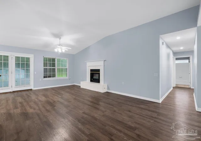 4th image of 1039 Brownfield Rd, Pensacola, FL 32526 | MLS# 684569