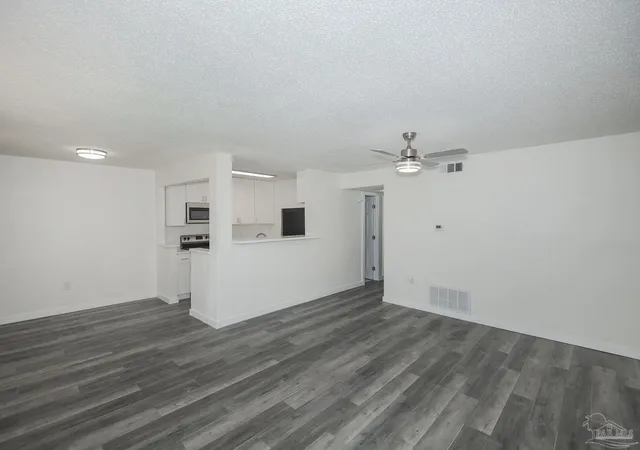 3rd image of 600 Scenic Hwy #108, Pensacola, FL 32503 | MLS# 682645