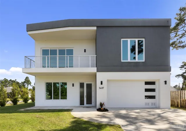 Photo 1 of Single family home for sale at 5487 Cimmeron Ct, Gulf Breeze, FL 32563 | MLS# 681851 | Listing updated on 2026-07-02