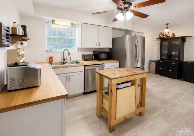 Photo 2 of Single family home for sale at 6940 Cabral St, Pensacola, FL 32503 | MLS# 688226 | Listing updated on 2026-09-15