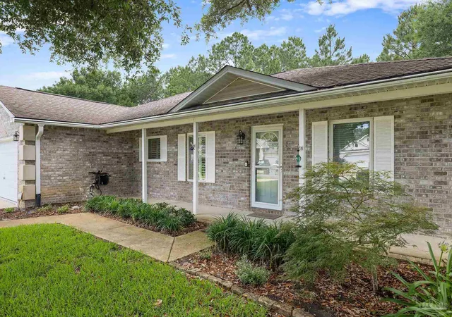 Photo 2 of Single family home for sale at 2478 Houston Cir, Gulf Breeze, FL 32563 | MLS# 683629 | Listing updated on 2026-07-06