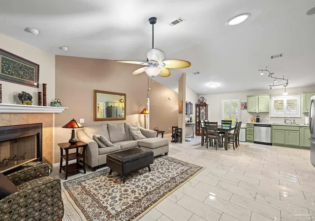 Photo 3 of Single family home for sale at 2478 Houston Cir, Gulf Breeze, FL 32563 | MLS# 683629 | Listing updated on 2026-07-06